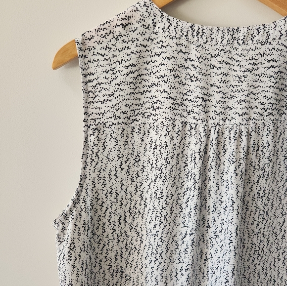 🔥 SOLD 🔥Chaus New York Sleeveless Speckled V Neck Tank Top Size Large - Picture 9 of 9